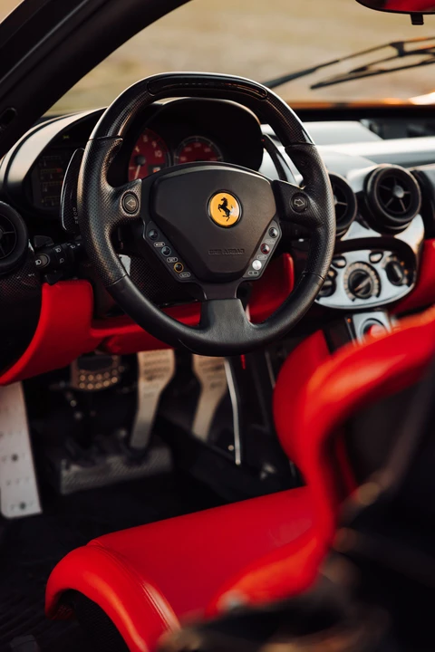 2004 Ferrari Enzo - Image 4 of 31