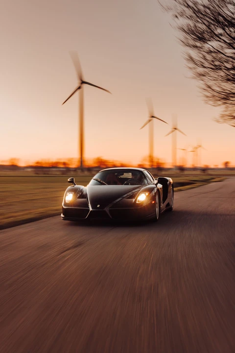 2004 Ferrari Enzo - Image 14 of 31