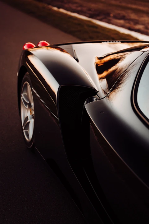 2004 Ferrari Enzo - Image 20 of 31