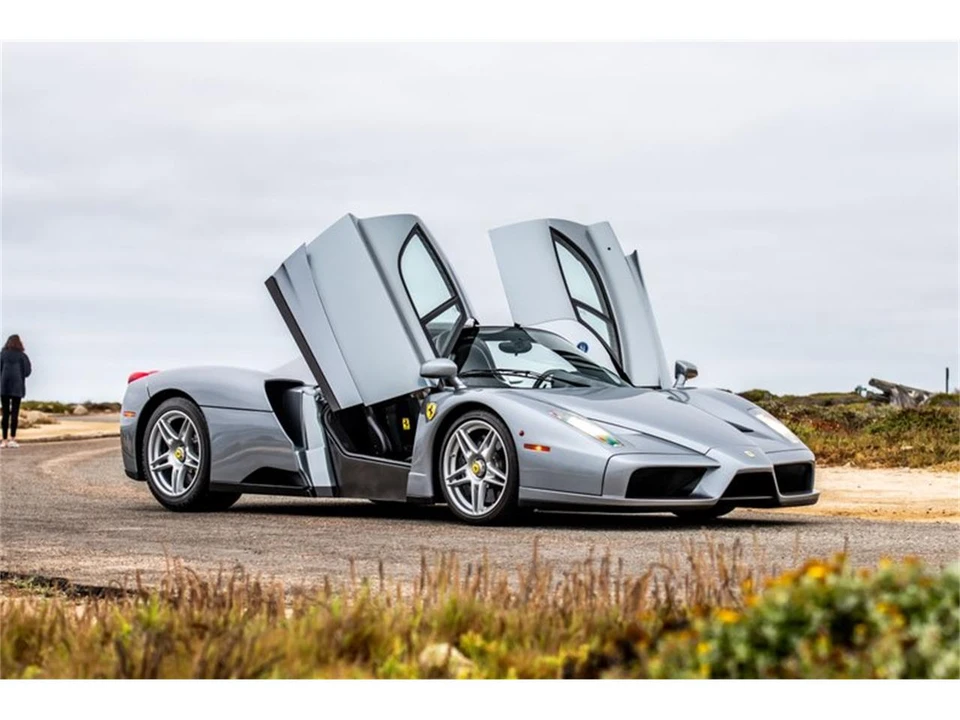 2004 Ferrari Enzo - Image 19 of 25