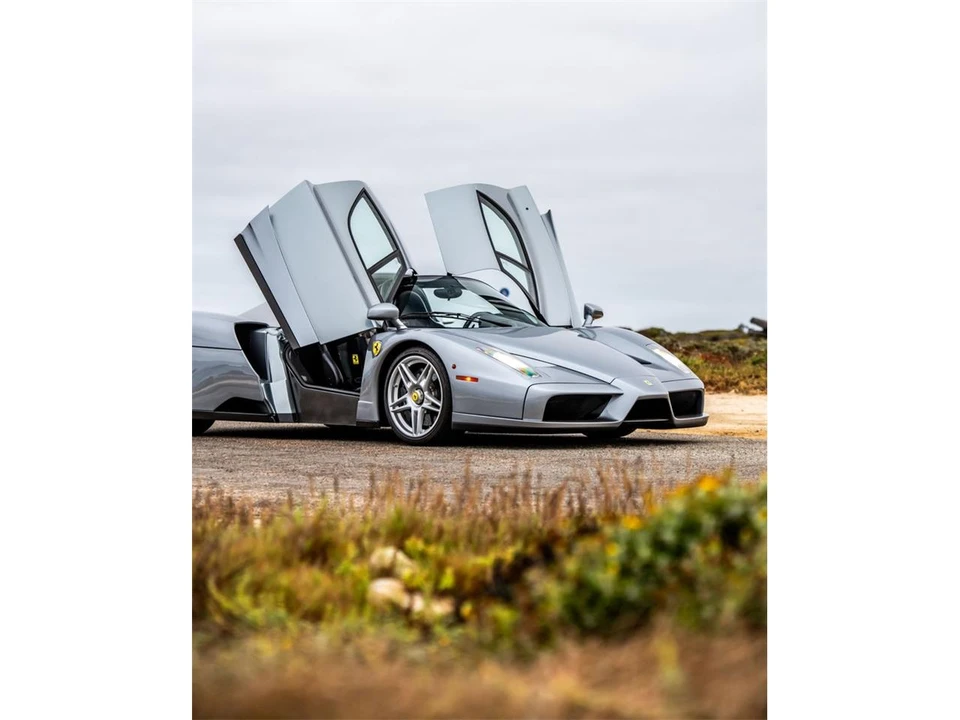 2004 Ferrari Enzo - Image 18 of 25