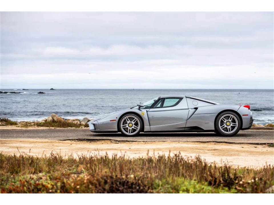 2004 Ferrari Enzo - Image 10 of 25