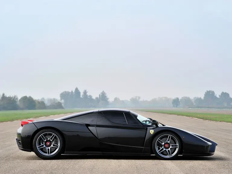 2004 Ferrari Enzo - Image 6 of 31