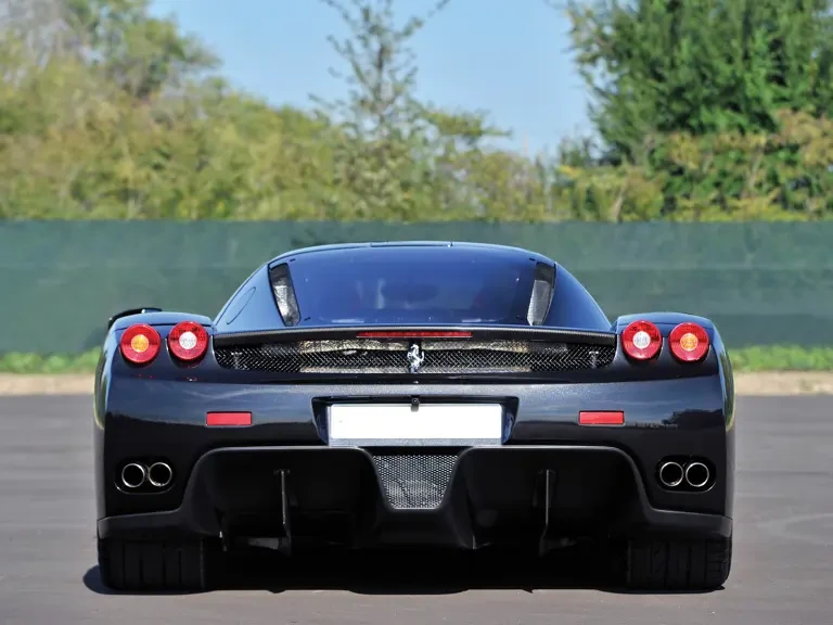2004 Ferrari Enzo - Image 15 of 31
