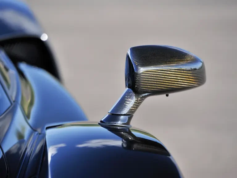 2004 Ferrari Enzo - Image 25 of 31