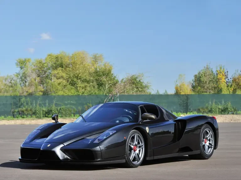 2004 Ferrari Enzo - Image 2 of 31