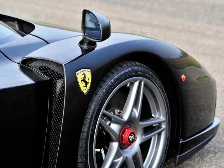 2004 Ferrari Enzo - Image 9 of 31