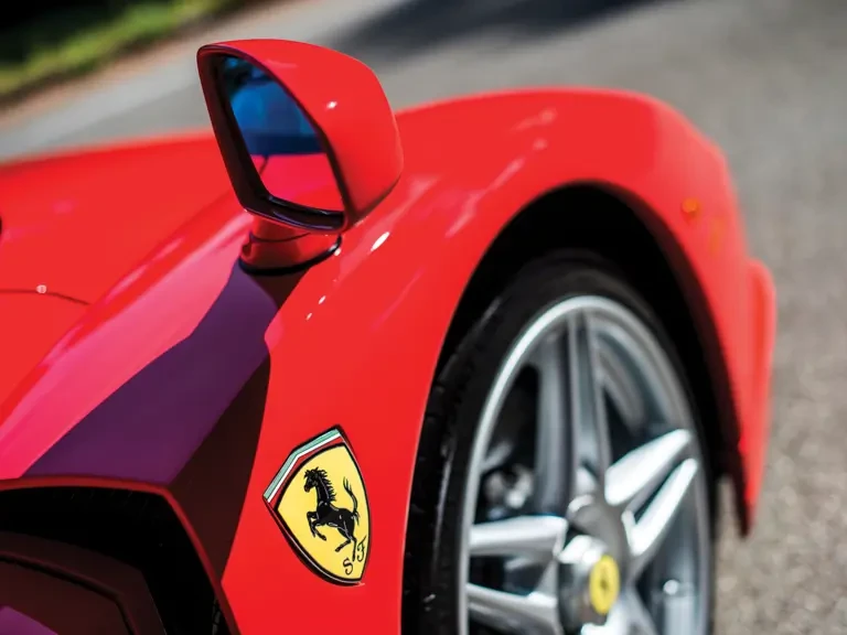 2004 Ferrari Enzo - Image 7 of 31