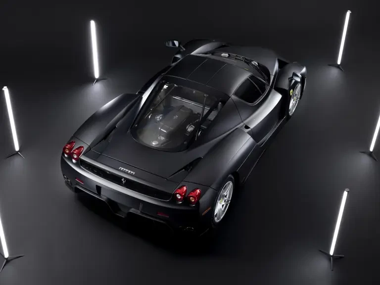 2004 Ferrari Enzo - Image 3 of 31