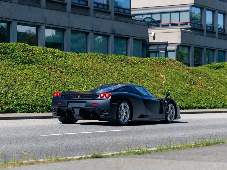 2004 Ferrari Enzo - Image 15 of 31