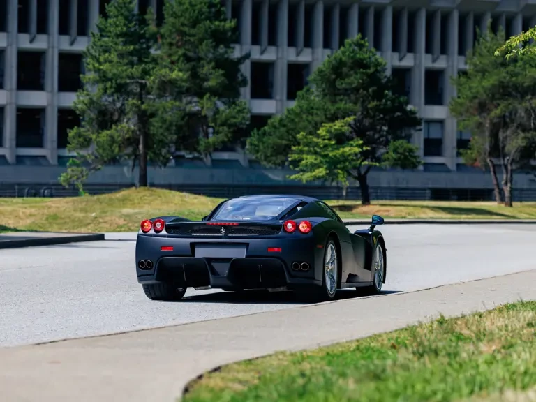 2004 Ferrari Enzo - Image 13 of 31