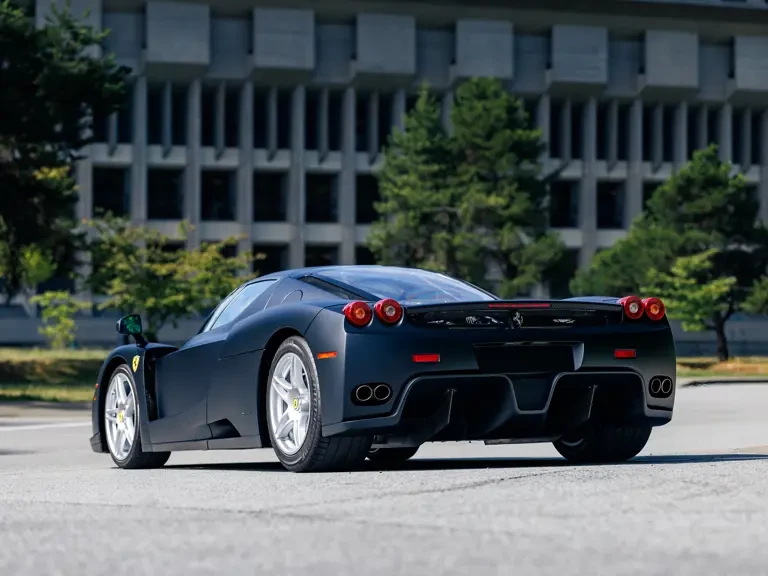 2004 Ferrari Enzo - Image 10 of 31