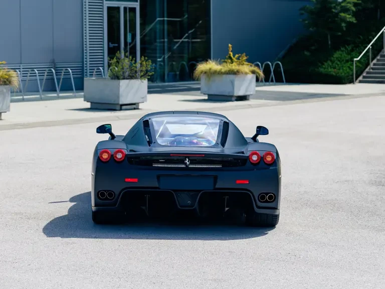 2004 Ferrari Enzo - Image 8 of 31