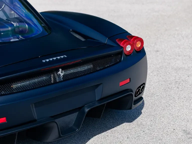 2004 Ferrari Enzo - Image 24 of 31