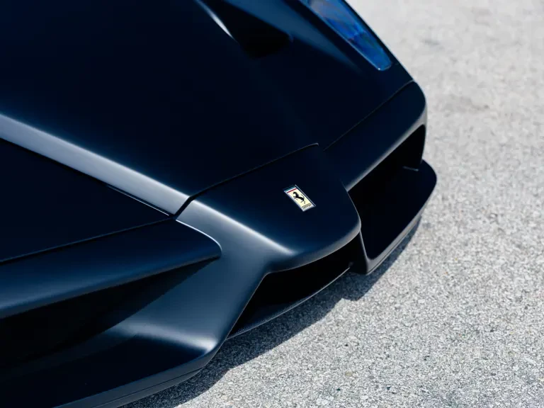 2004 Ferrari Enzo - Image 26 of 31