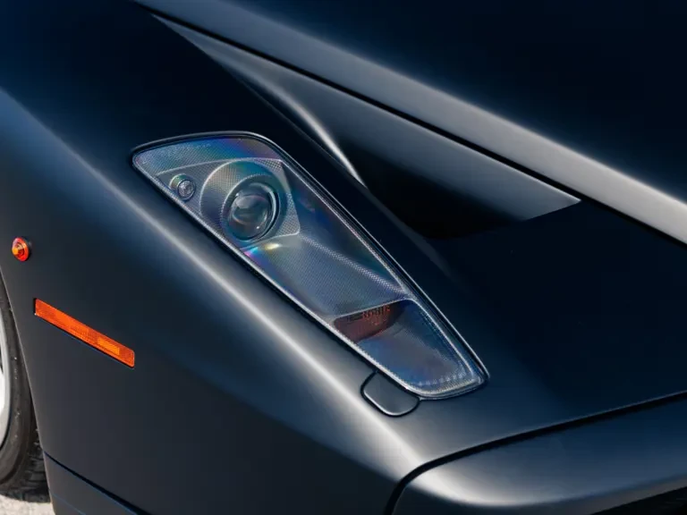 2004 Ferrari Enzo - Image 21 of 31