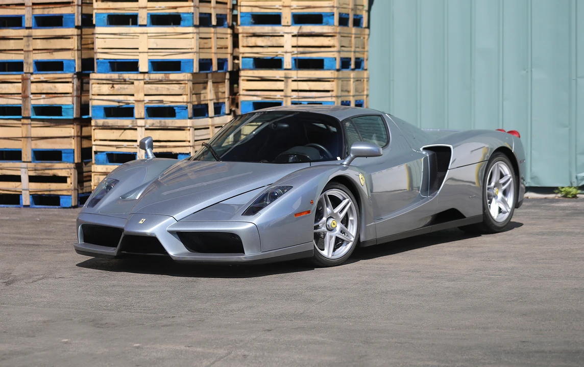 2004 Ferrari Enzo - Image 16 of 31