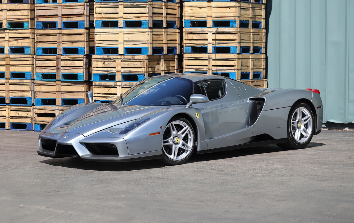 2004 Ferrari Enzo - Image 17 of 31