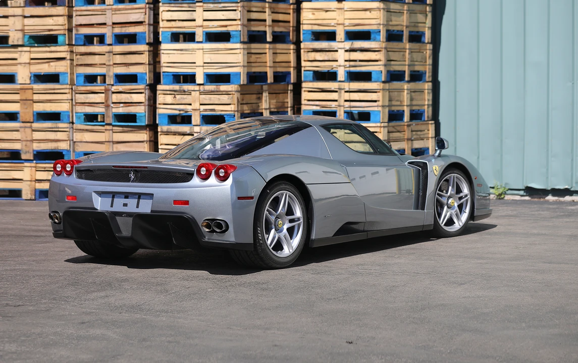 2004 Ferrari Enzo - Image 6 of 31