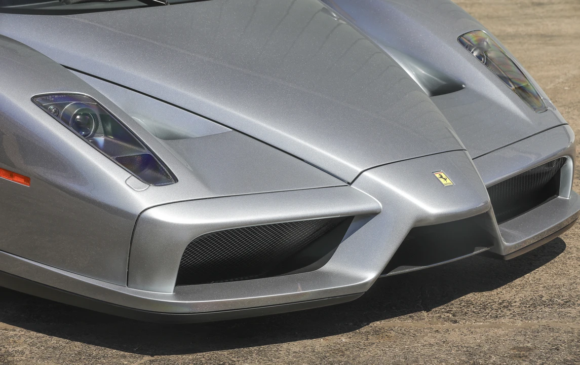 2004 Ferrari Enzo - Image 18 of 31