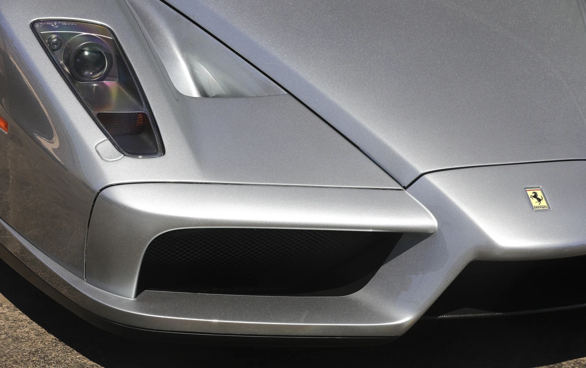 2004 Ferrari Enzo - Image 20 of 31