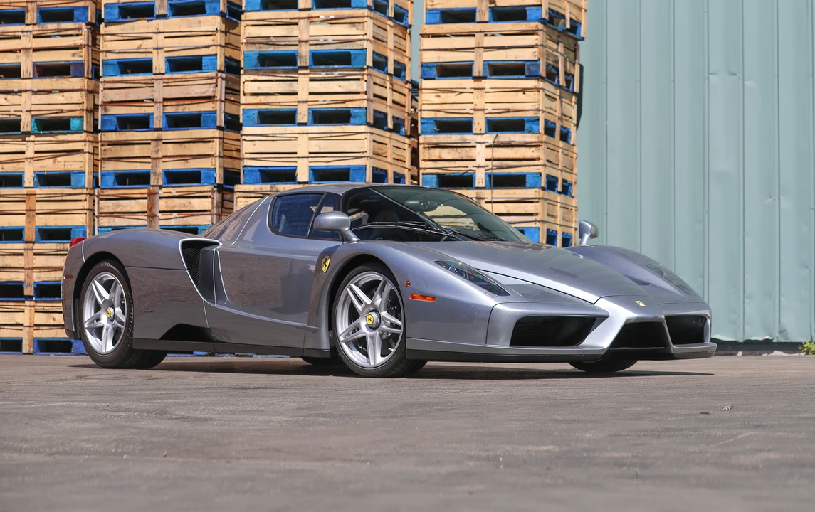 2004 Ferrari Enzo - Image 11 of 31