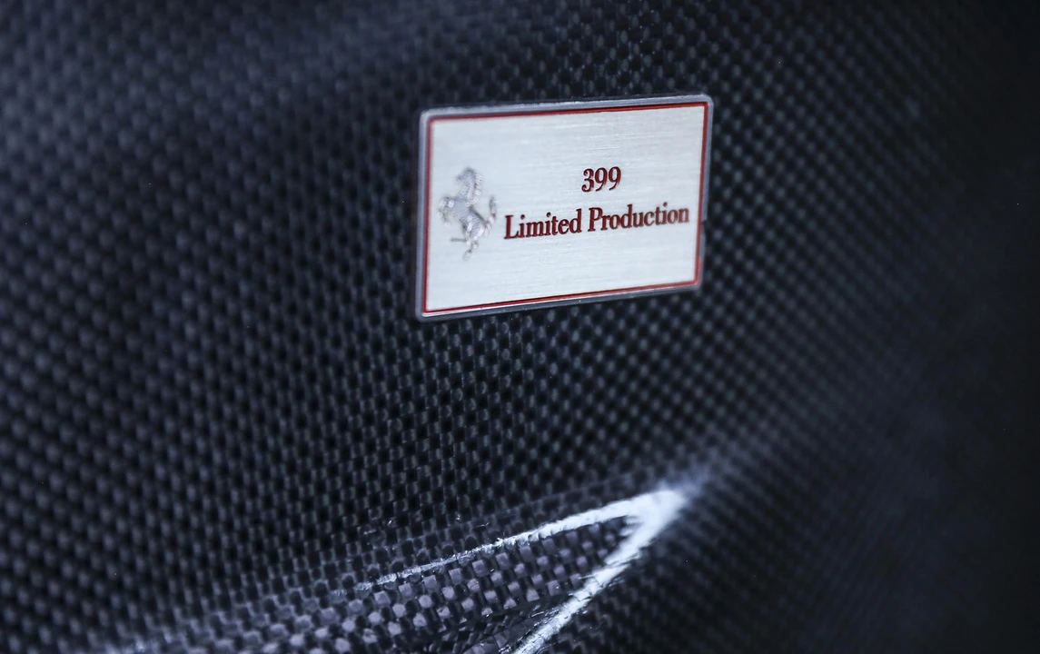 2004 Ferrari Enzo - Image 30 of 31