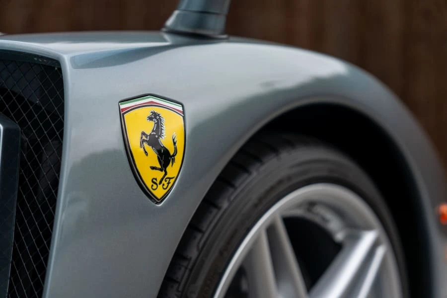 2004 Ferrari Enzo - Image 8 of 31