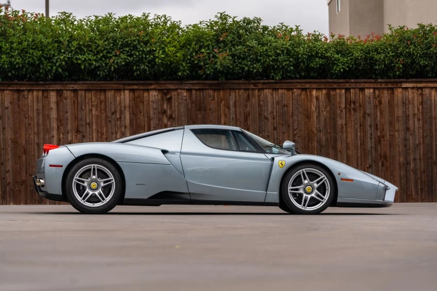 2004 Ferrari Enzo - Image 2 of 31