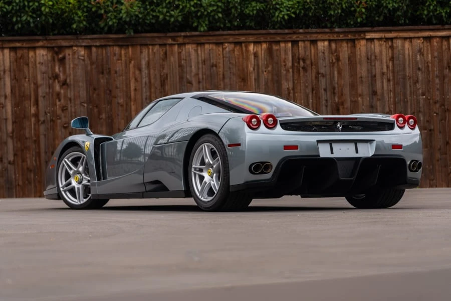 2004 Ferrari Enzo - Image 17 of 31