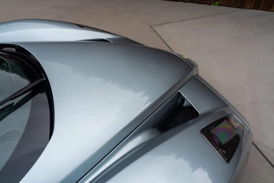 2004 Ferrari Enzo - Image 11 of 31