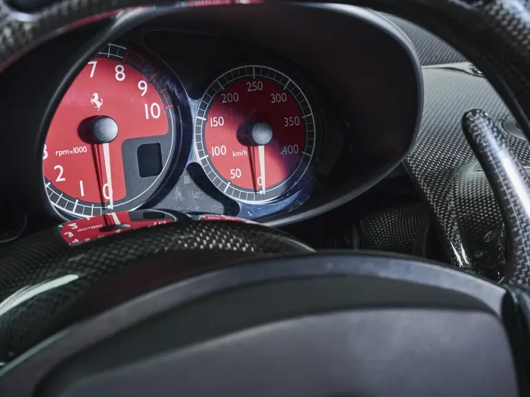 2004 Ferrari Enzo - Image 14 of 31