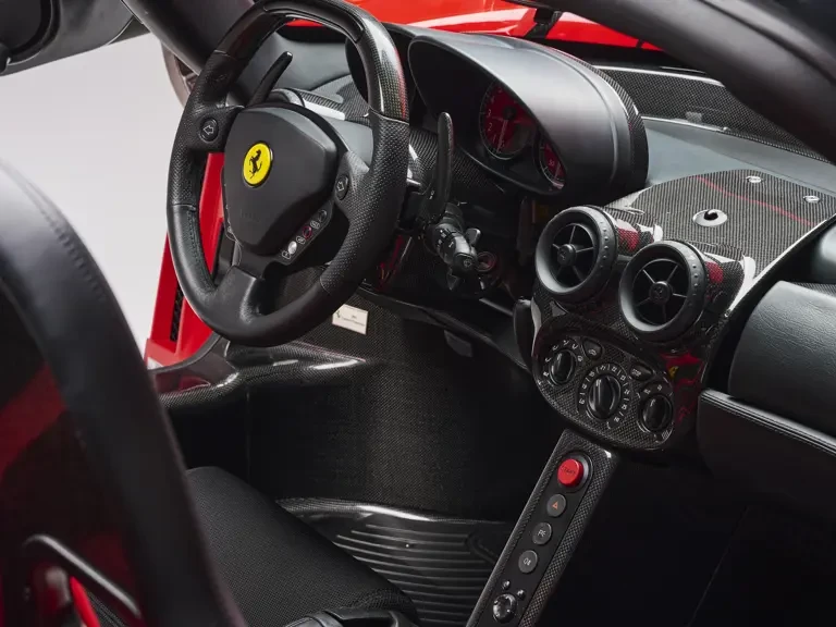 2004 Ferrari Enzo - Image 12 of 31