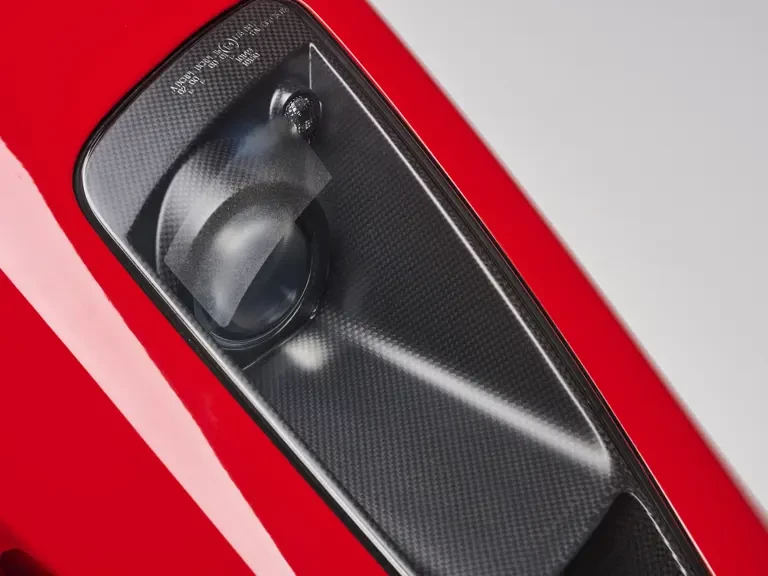 2004 Ferrari Enzo - Image 30 of 31