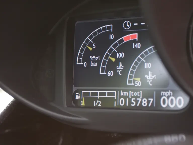 2004 Ferrari Enzo - Image 15 of 29