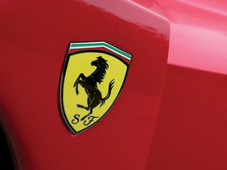 2004 Ferrari Enzo - Image 9 of 29