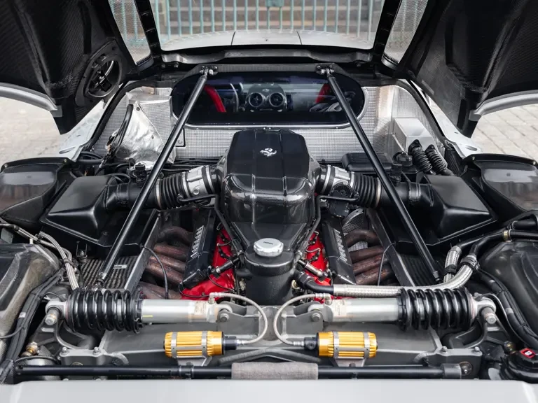 2004 Ferrari Enzo - Image 4 of 31
