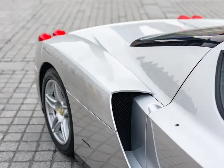2004 Ferrari Enzo - Image 30 of 31