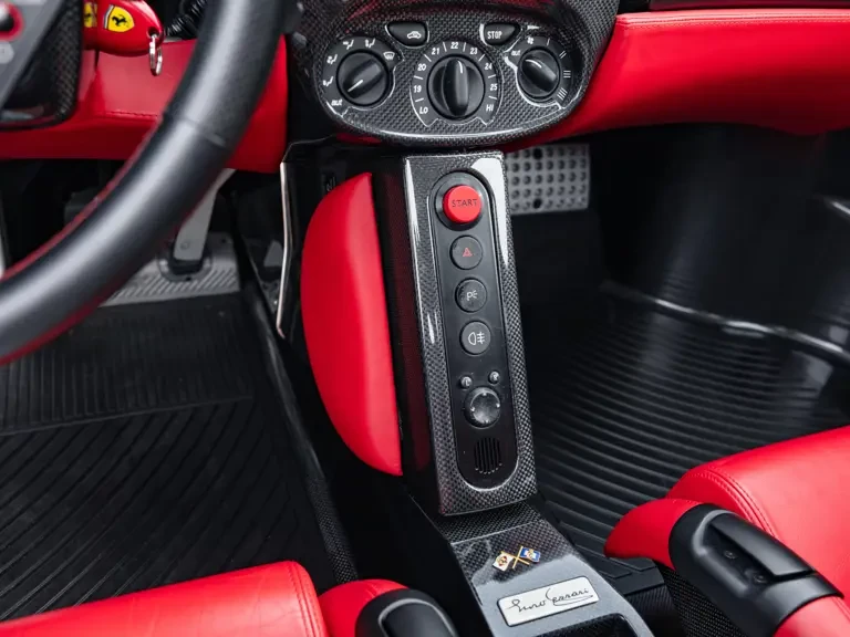 2004 Ferrari Enzo - Image 17 of 31