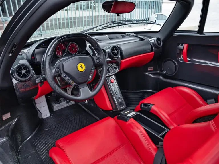 2004 Ferrari Enzo - Image 5 of 31