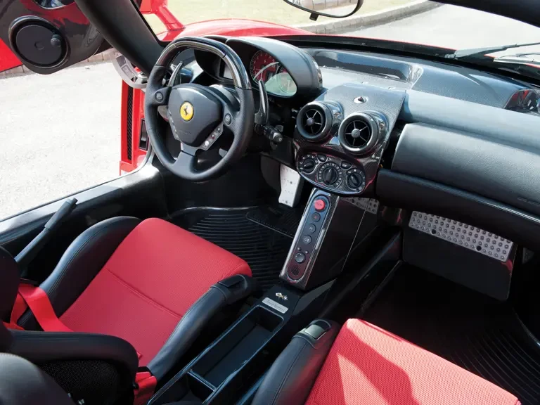 2004 Ferrari Enzo - Image 15 of 24