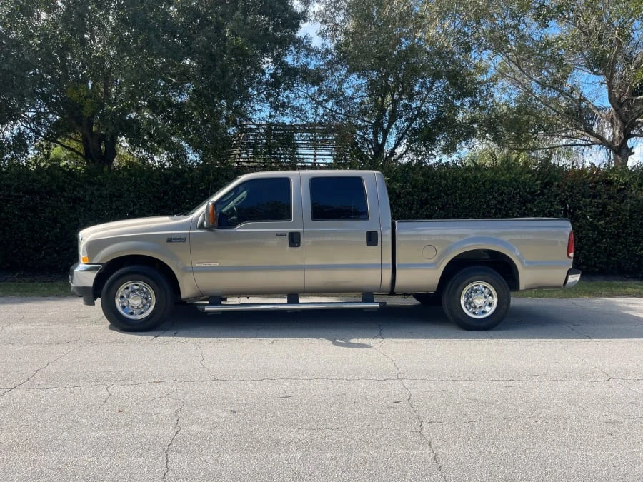 2004 Ford Super Duty 1st Gen - Image 2 of 10