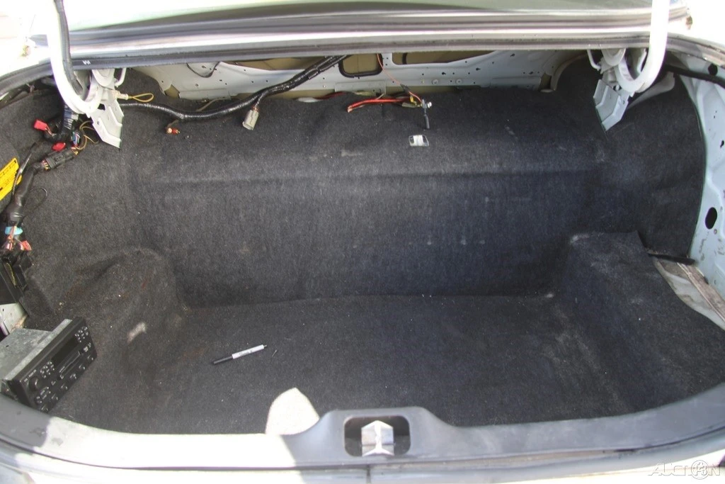 2004 Ford Crown Victoria - Image 21 of 21