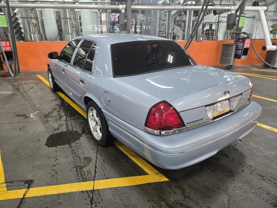 2004 Ford Crown Victoria - Image 3 of 20