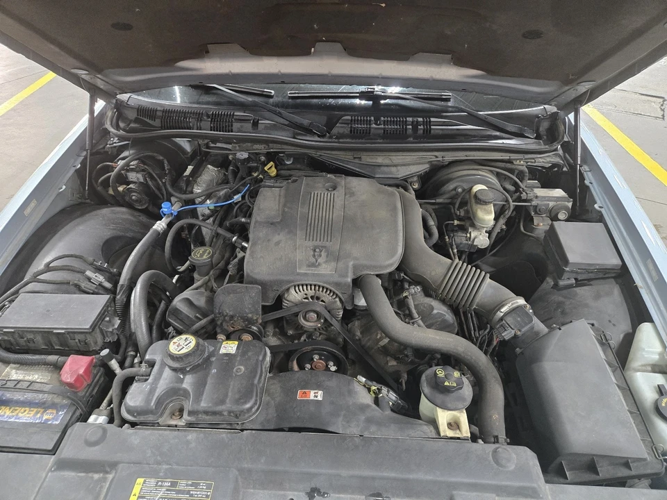 2004 Ford Crown Victoria - Image 19 of 20