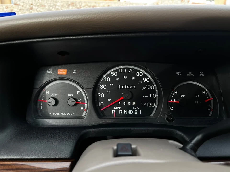 2004 Ford Crown Victoria - Image 9 of 14