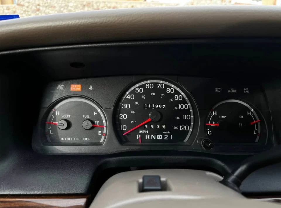 2004 Ford Crown Victoria - Image 5 of 8