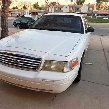 2004 Ford Crown Victoria
