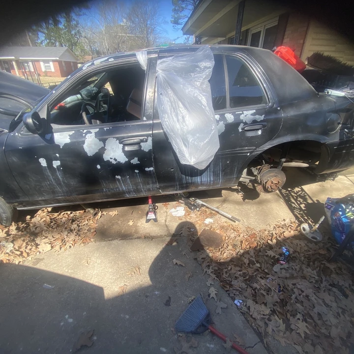 2004 Ford Crown Victoria - Image 3 of 4