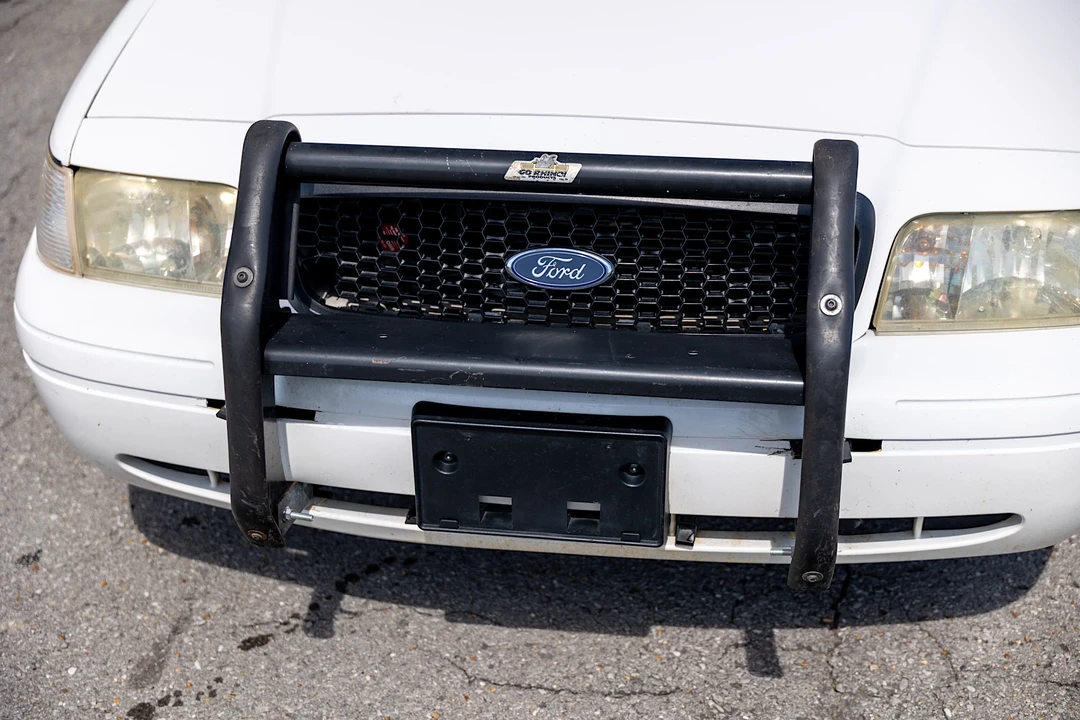 2004 Ford Crown Victoria - Image 29 of 31
